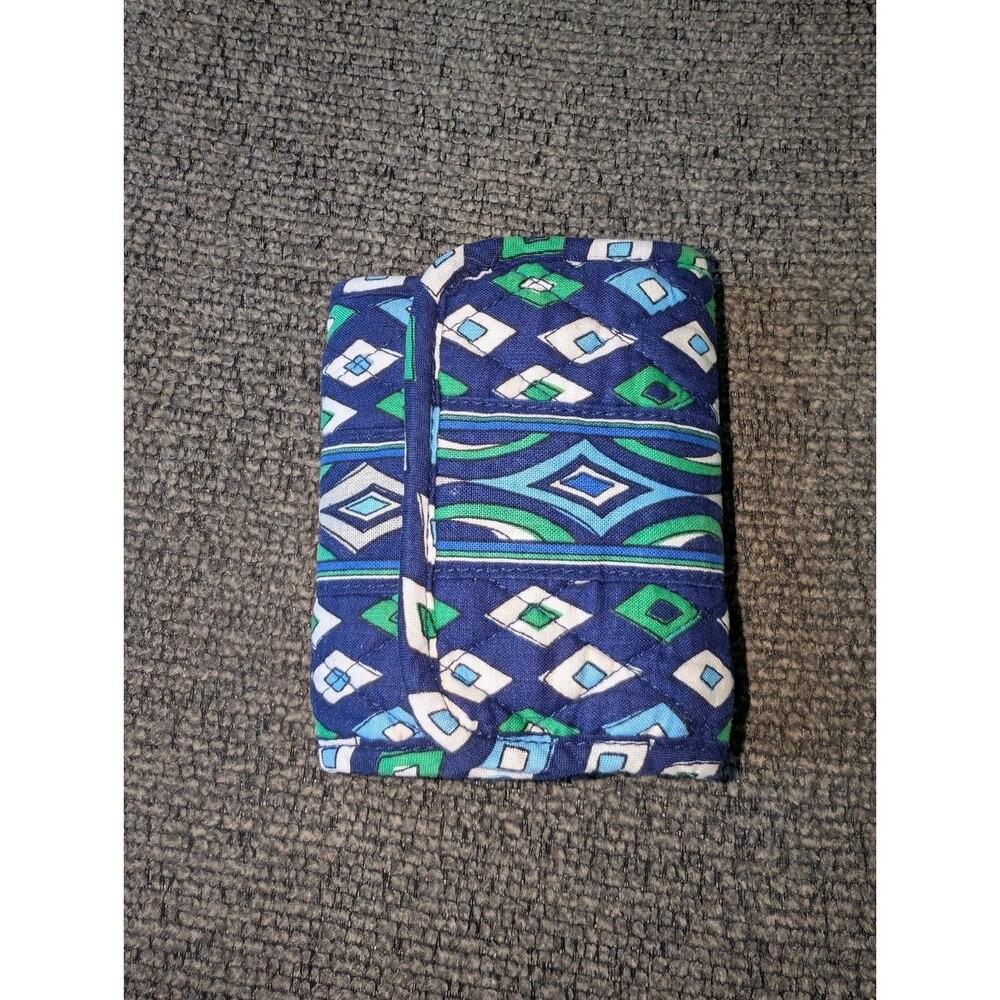 Vera Bradley Quilted Cotton Wallet Bifold Women's Blue Pattern ID Holder
